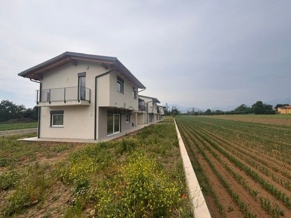 casa indipendente in vendita a Cervasca in zona San Defendente