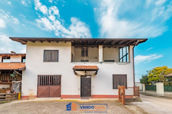 casa indipendente in vendita a Cervasca