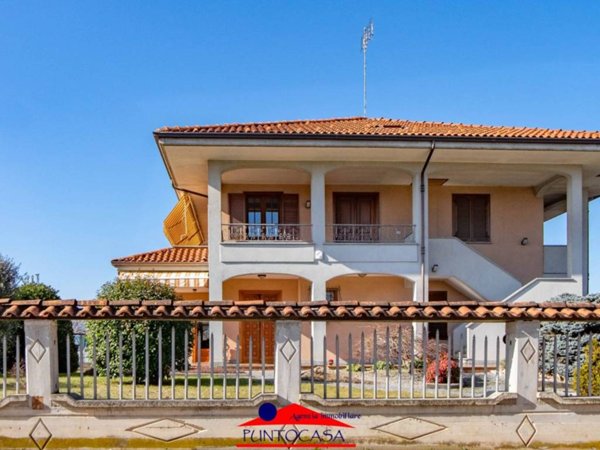casa indipendente in vendita a Cervasca in zona Santa Croce