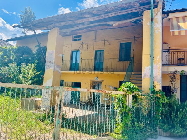 casale in vendita a Cervasca