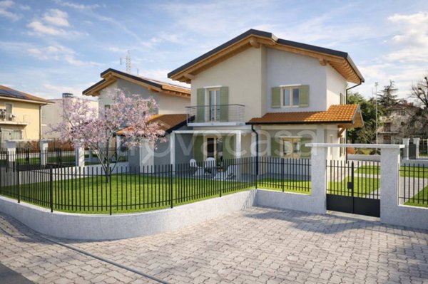 casa indipendente in vendita a Cervasca