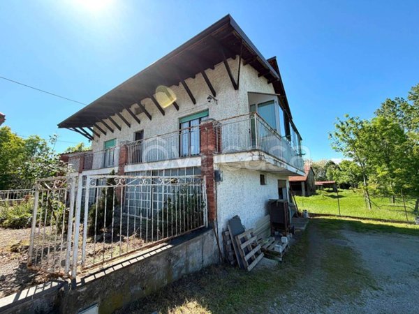 casa indipendente in vendita a Cervasca