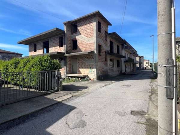 casa indipendente in vendita a Capaccio Paestum