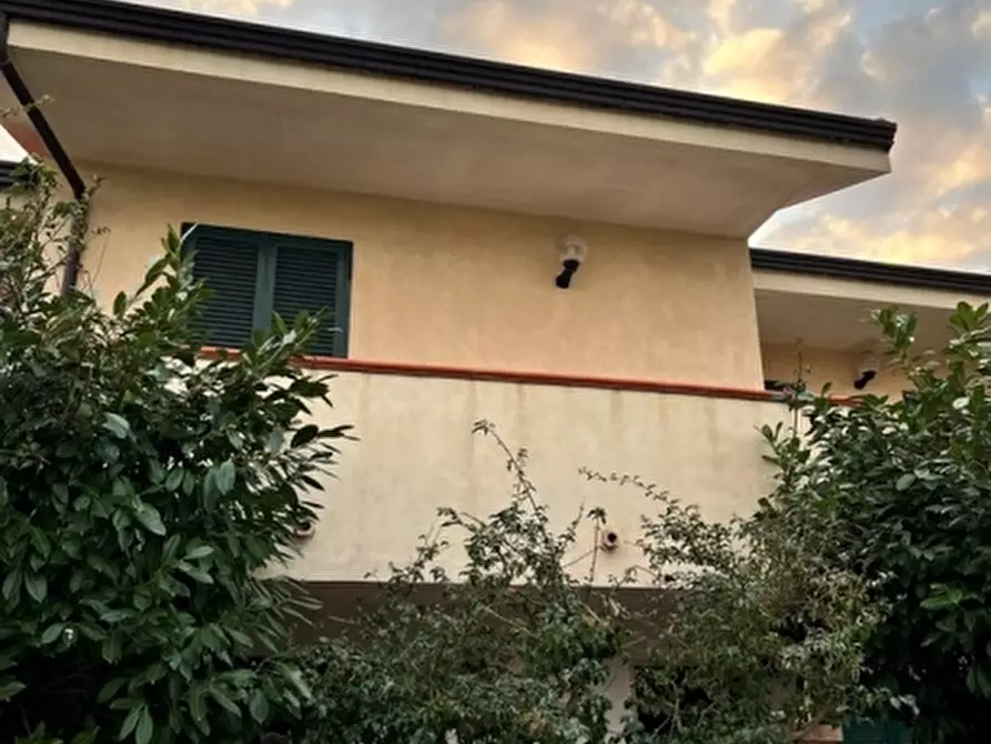 casa indipendente in vendita a Capaccio Paestum in zona Laura