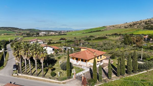 casa indipendente in vendita a Capaccio Paestum