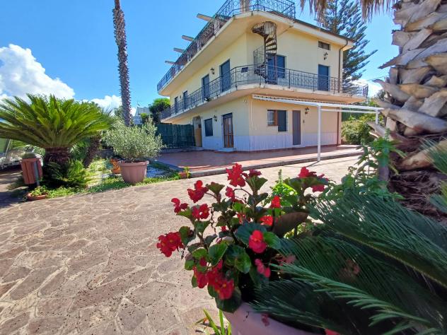 casa indipendente in vendita a Capaccio Paestum