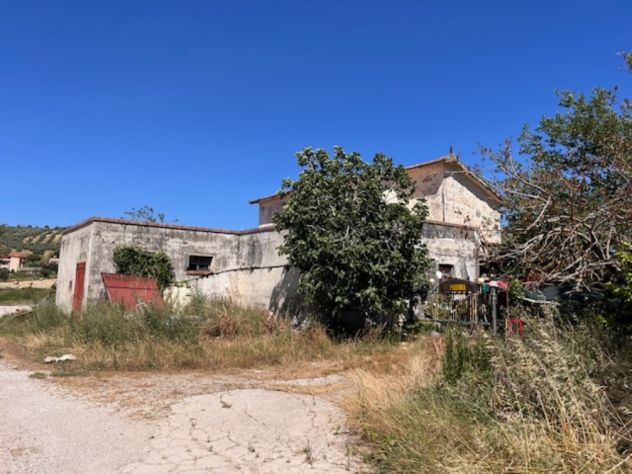 negozio in vendita a Capaccio Paestum in zona Capaccio Scalo