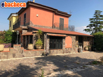 casa indipendente in vendita a Capaccio Paestum