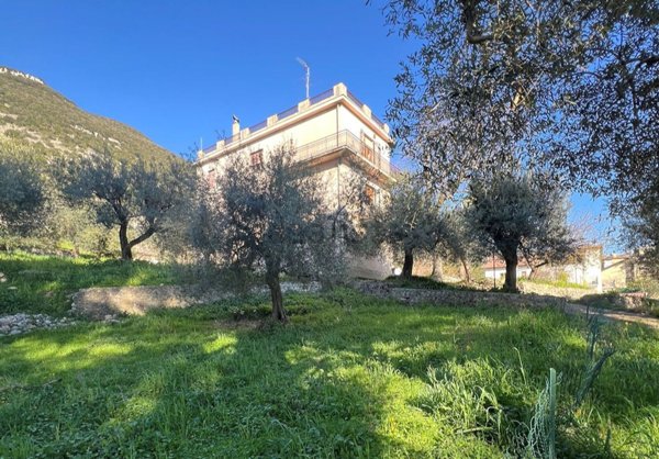 casa indipendente in vendita a Capaccio Paestum