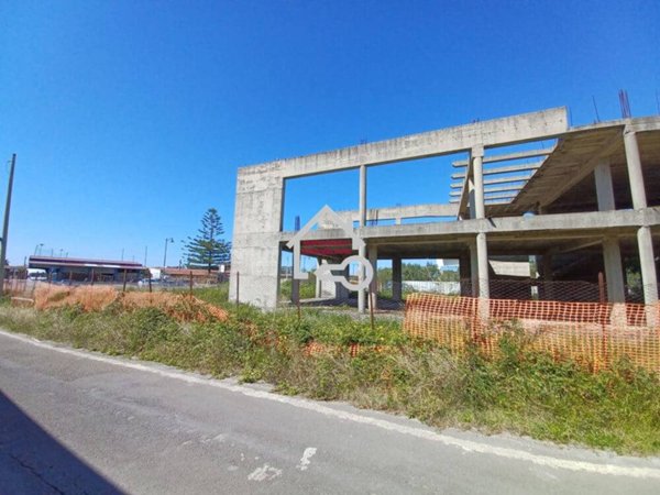 intera palazzina in vendita a Capaccio Paestum in zona Torre/Licinella