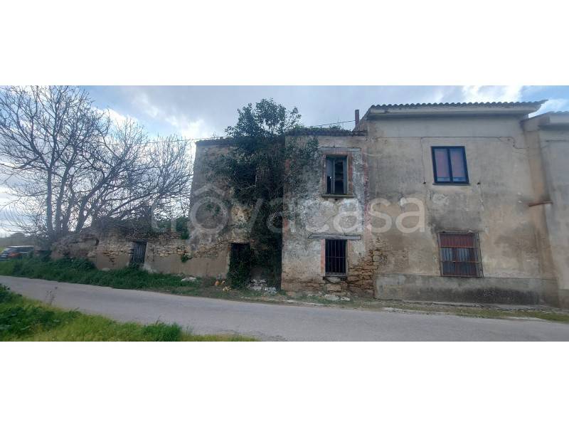 appartamento in vendita a Capaccio Paestum in zona Laura
