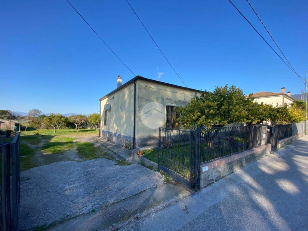 casa indipendente in vendita a Capaccio Paestum