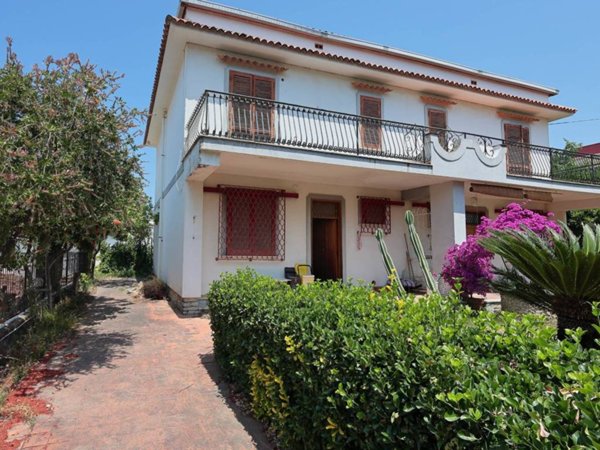 villa in vendita a Capaccio Paestum in zona Laura