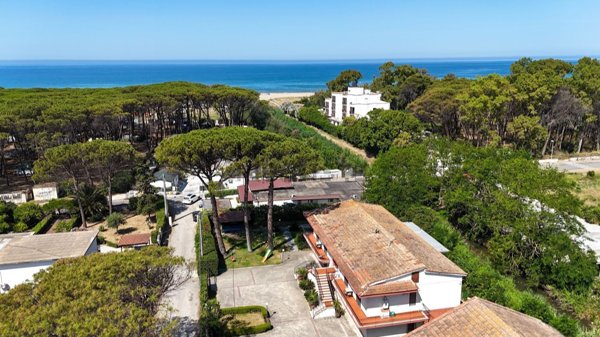 casa indipendente in vendita a Capaccio Paestum
