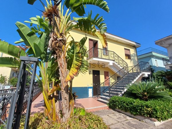 appartamento in vendita a Capaccio Paestum