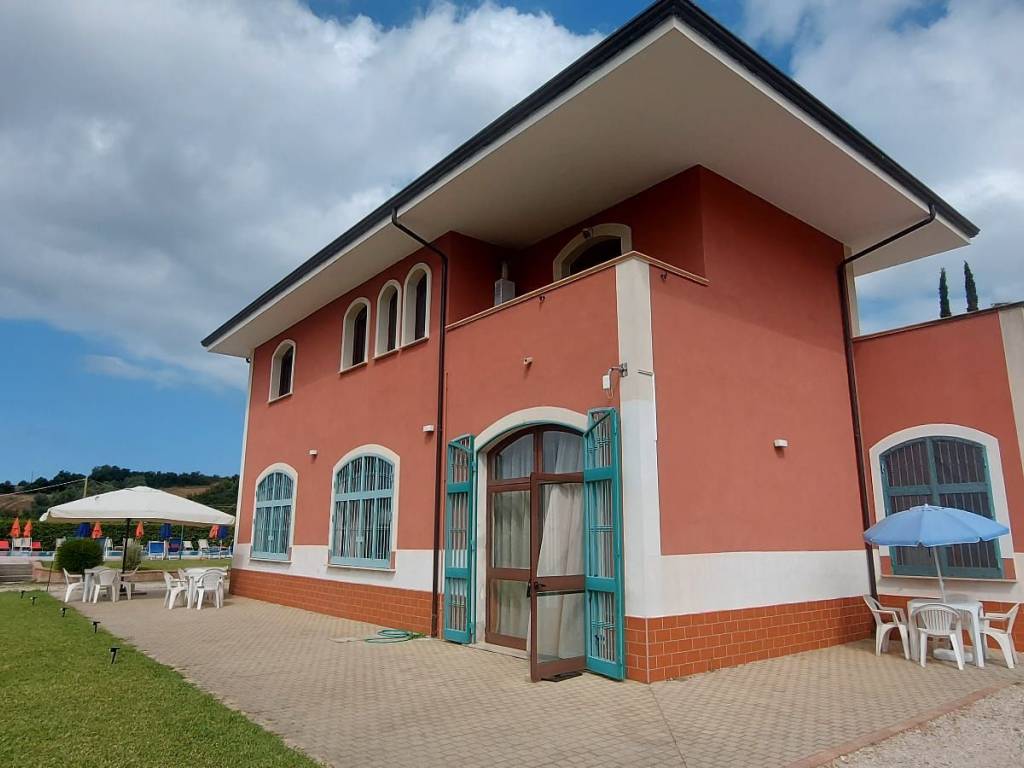 casa indipendente in vendita a Capaccio Paestum