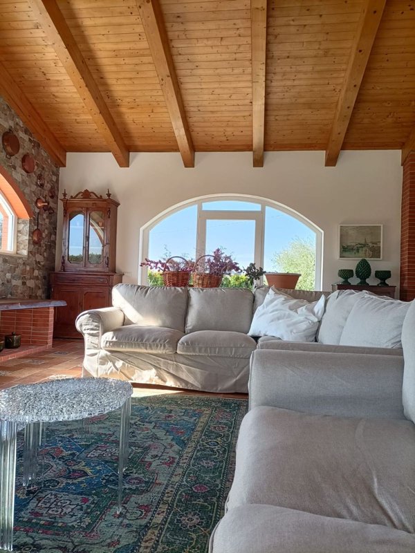casa indipendente in vendita a Capaccio Paestum