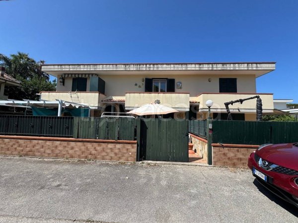 casa indipendente in vendita a Capaccio Paestum