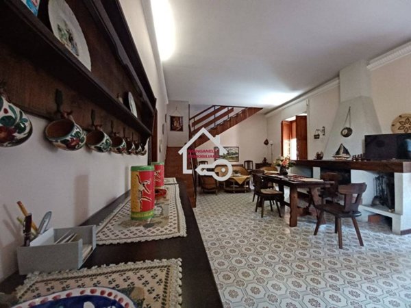 casa indipendente in vendita a Capaccio Paestum in zona Torre/Licinella