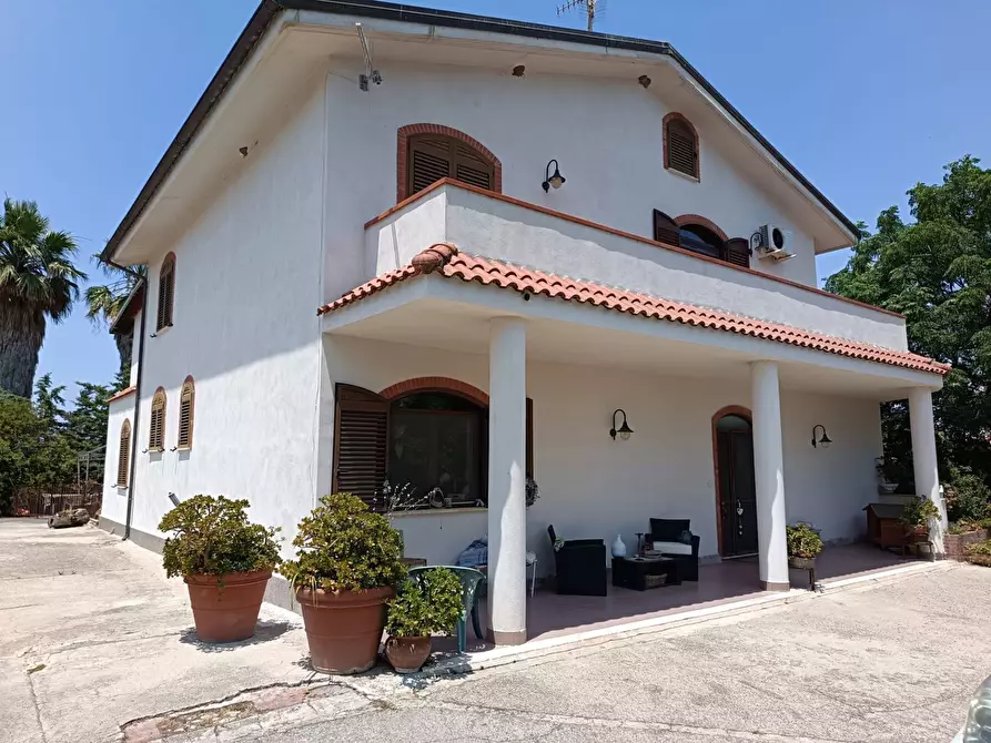 casa indipendente in vendita a Capaccio Paestum