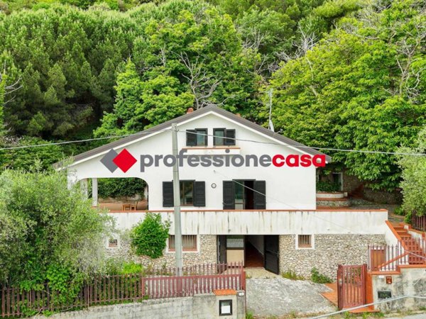 casa indipendente in vendita a Capaccio Paestum