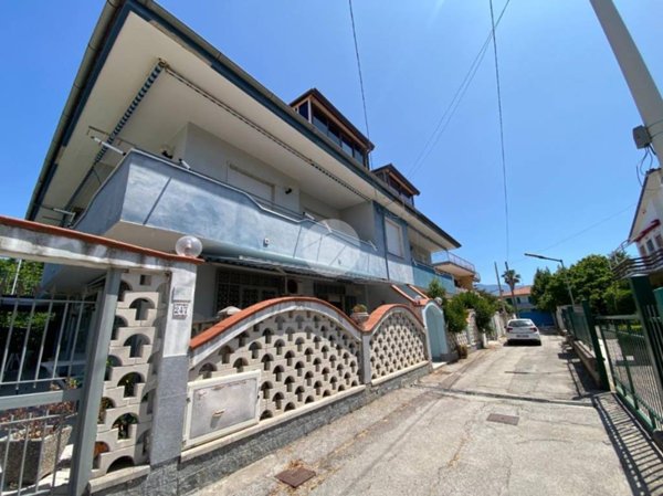 appartamento in vendita a Capaccio Paestum in zona Torre/Licinella