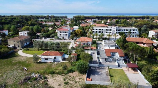 appartamento in vendita a Capaccio Paestum in zona Laura