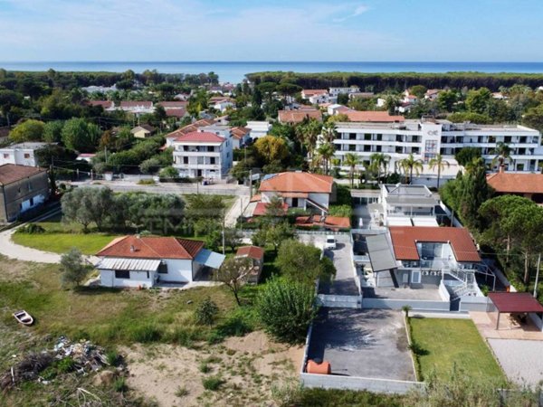 appartamento in vendita a Capaccio Paestum in zona Laura