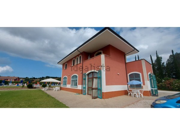 casa indipendente in vendita a Capaccio Paestum