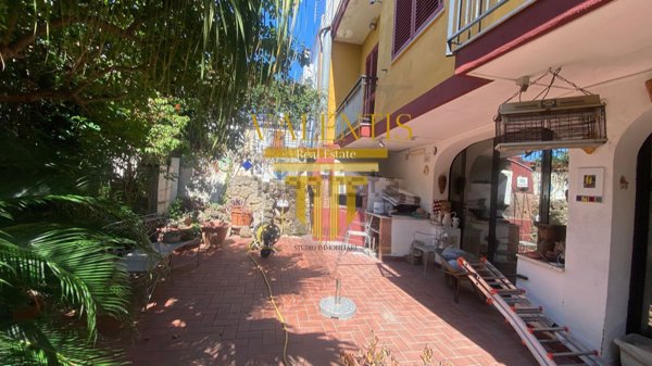 casa indipendente in vendita a Capaccio Paestum