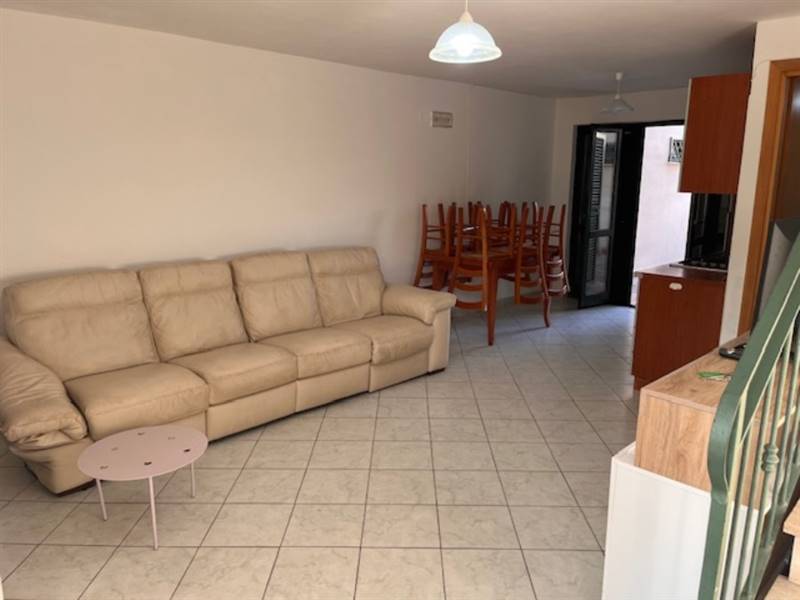 casa indipendente in vendita a Capaccio Paestum in zona Laura