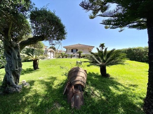 casa indipendente in vendita a Capaccio Paestum