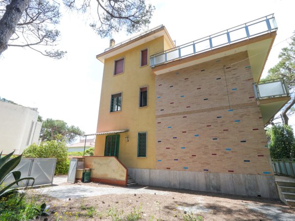 casa indipendente in vendita a Capaccio Paestum