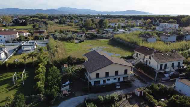 casa indipendente in vendita a Capaccio Paestum in zona Laura