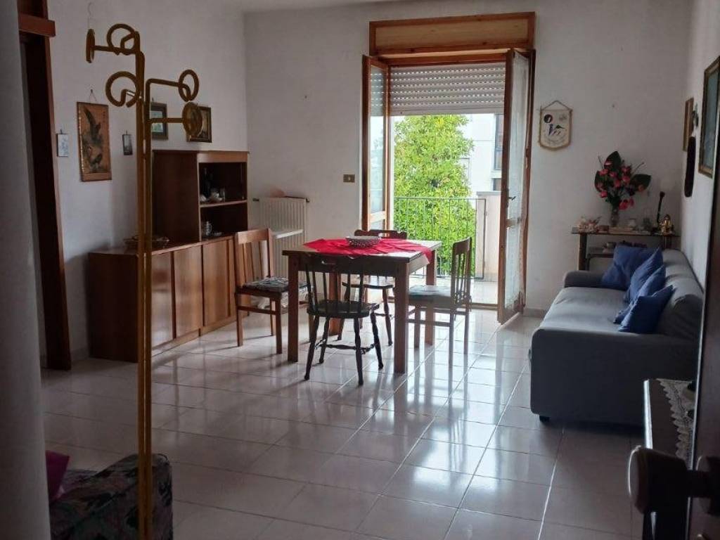 appartamento in vendita a Capaccio Paestum in zona Torre/Licinella