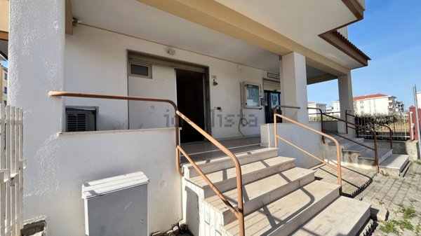 locale commerciale in vendita a Capaccio Paestum in zona Capaccio Scalo