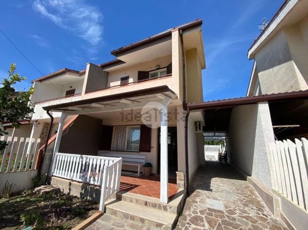 appartamento in vendita a Capaccio Paestum in zona Laura