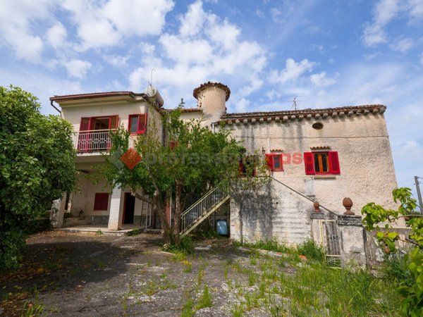 casa indipendente in vendita a Capaccio Paestum
