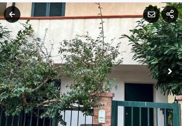 quadrivano in vendita a Capaccio Paestum in zona Laura