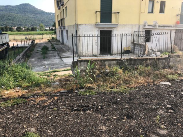 locale commerciale in vendita a Capaccio Paestum in zona Capaccio Scalo