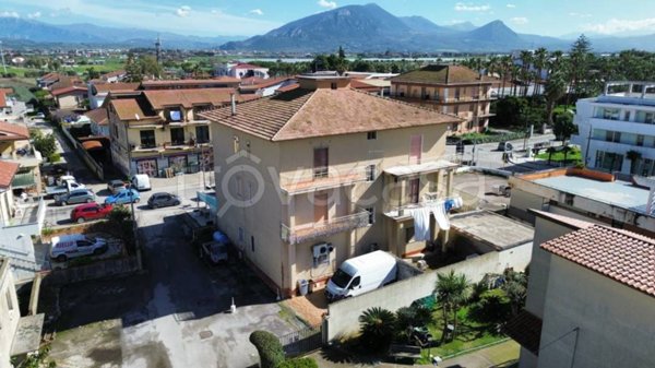 appartamento in vendita a Capaccio Paestum in zona Laura