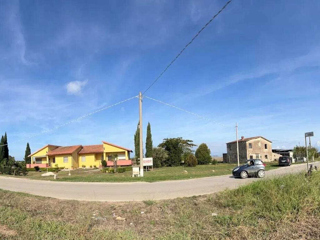casa indipendente in vendita a Capaccio Paestum