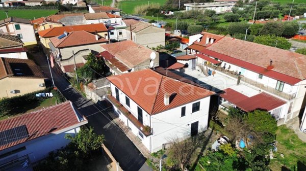 casa indipendente in vendita a Capaccio Paestum in zona Capo di Fiume