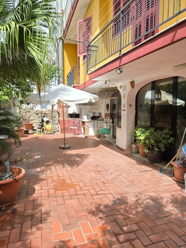 casa indipendente in vendita a Capaccio Paestum