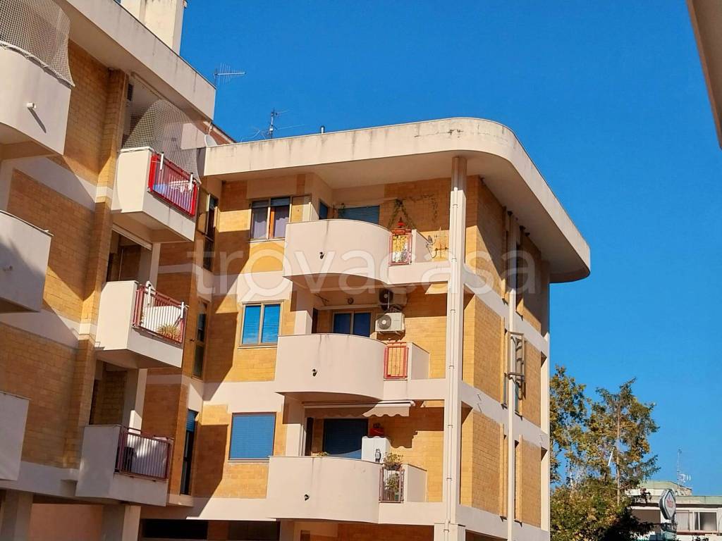 appartamento in vendita a Capaccio Paestum in zona Capaccio Scalo