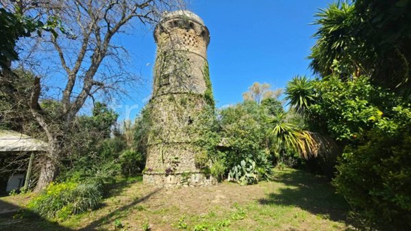 casa indipendente in vendita a Capaccio Paestum in zona Torre/Licinella