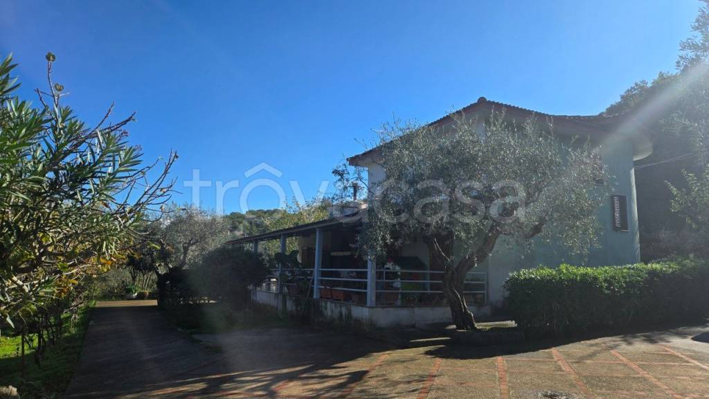 casa indipendente in vendita a Capaccio Paestum in zona Vuccolo Maiorano.