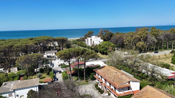 casa indipendente in vendita a Capaccio Paestum