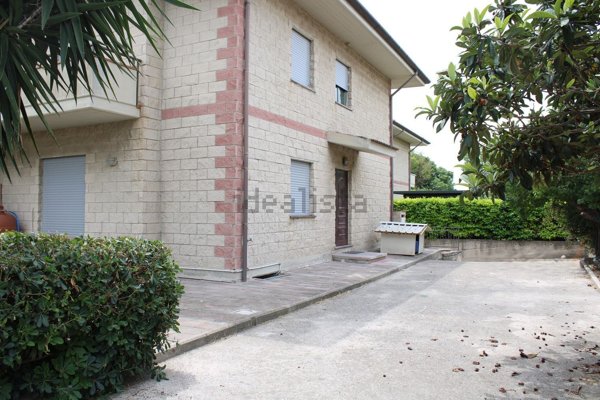 casa indipendente in vendita a Capaccio Paestum in zona S.Venere
