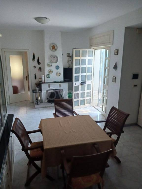 casa indipendente in vendita a Capaccio Paestum in zona Torre/Licinella